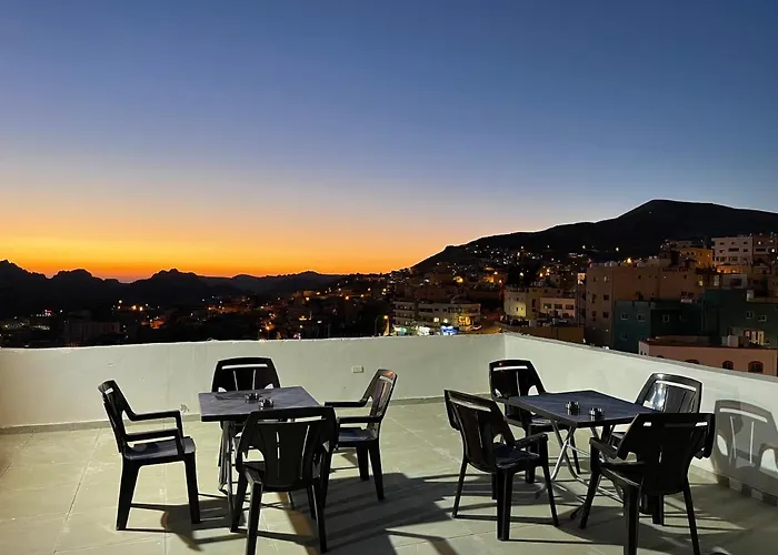 Petra Heart Hotel